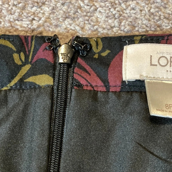 LOFT Black Floral Skirt 8P - Picture 5 of 12